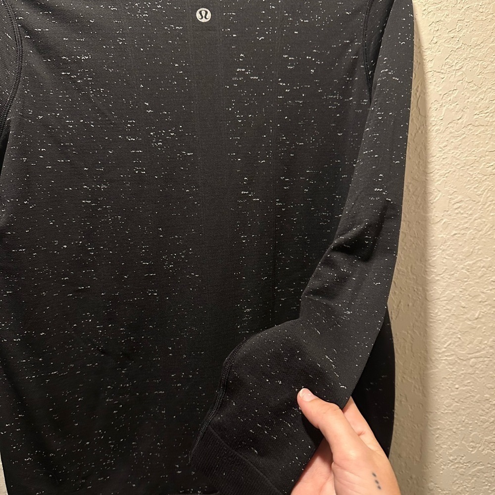 Lululemon Athletica Black Speckled Long Sleeve - Picture 7 of 7
